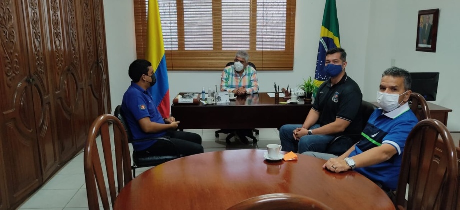 El Consulado de Colombia en Tabatinga realizó una reunión con la Secretaria de Seguridad Pública de Tabatinga sobre temas de tránsito 