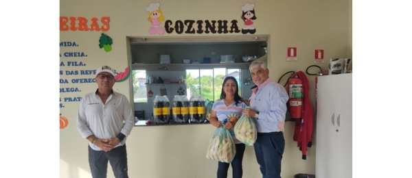 Cónsul de Colombia en Tabatinga participó en el día de la familia del Colegio Luiz Soares Dos Santos