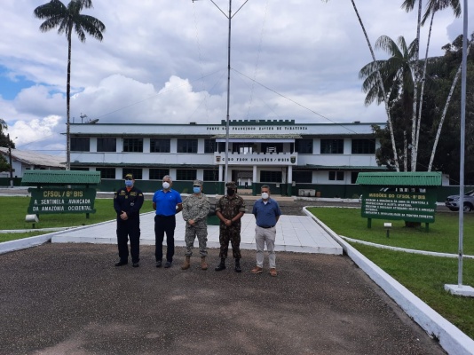 El Consulado de Colombia coordinó y acompañó al Inspector General de la Armada Nacional de Colombia, Mayor General de Infantería de Marina, Ricardo Perico Pinto, en las visitas a las unidades militares de Tabatinga