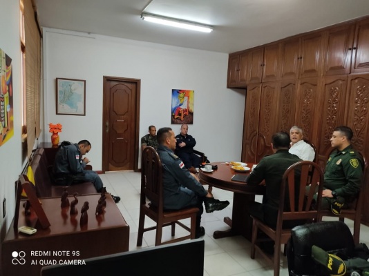 Cónsul de Colombia en Tabatinga coordinó reunión con las autoridades locales para presentar al nuevo comandante de Policía del departamento de Amazonas  