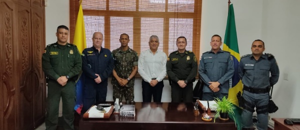 Cónsul de Colombia en Tabatinga coordinó reunión con las autoridades locales para presentar al nuevo comandante de Policía del departamento de Amazonas  